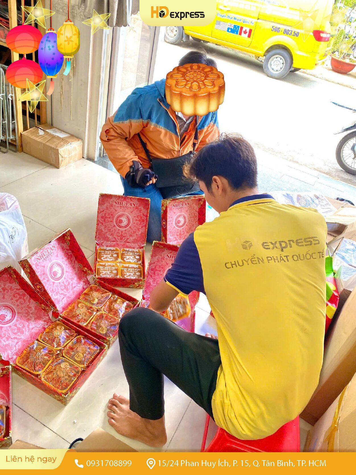 HD Express kiểm tra bánh trung thu khi shiper giao đến